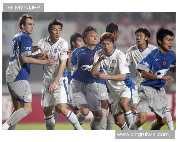 浦项制铁与光州的激烈对决揭示了韩国足球的竞争魅力与战术智慧